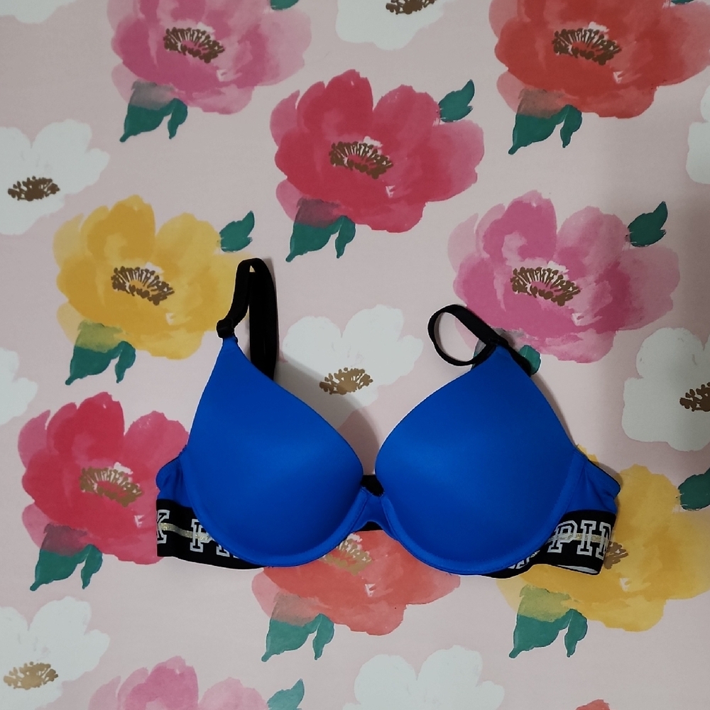 Victoria's Secret Pink Wear Everywhere Bra Push Up 32B